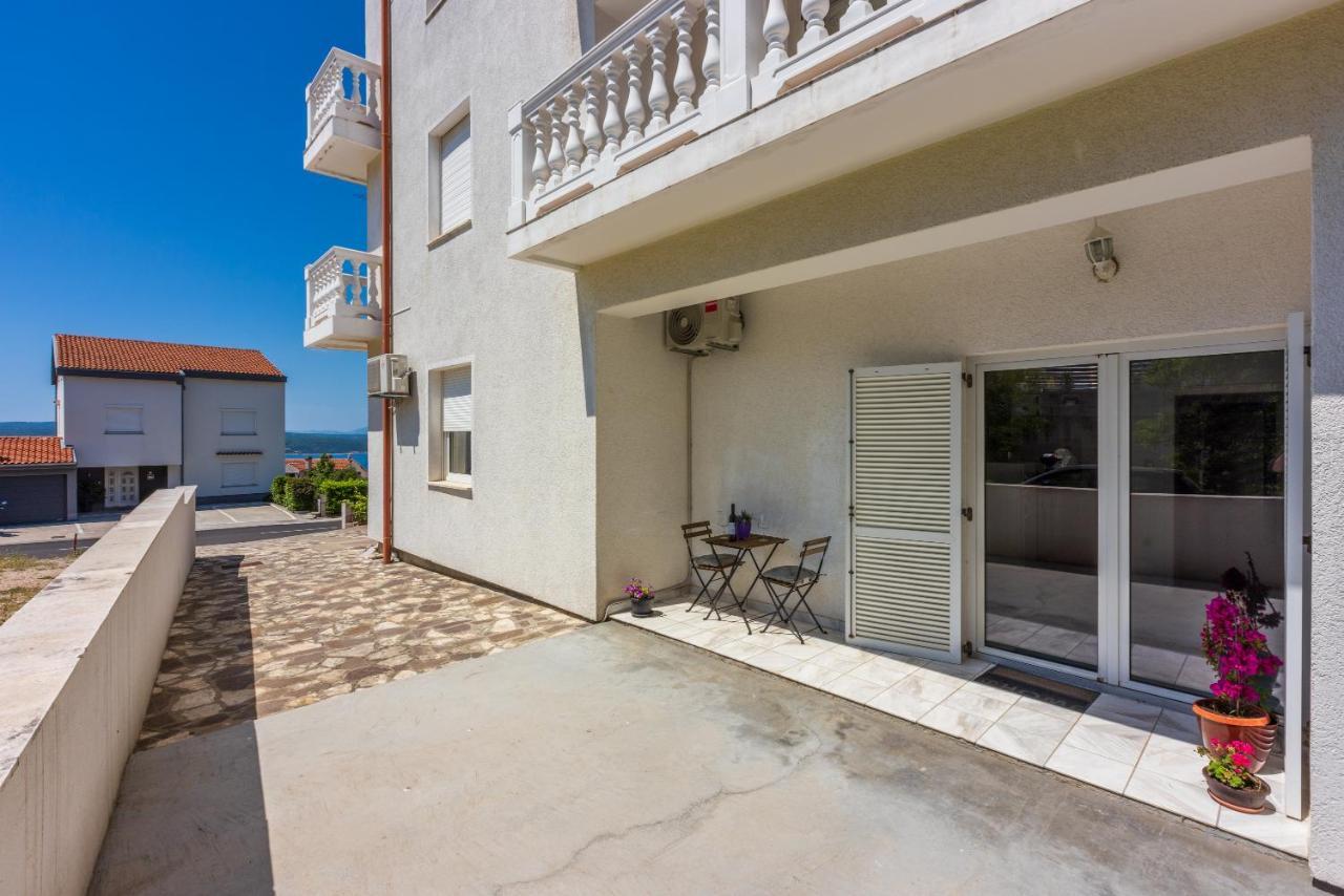 Apartments Antonija Crikvenica Exterior photo